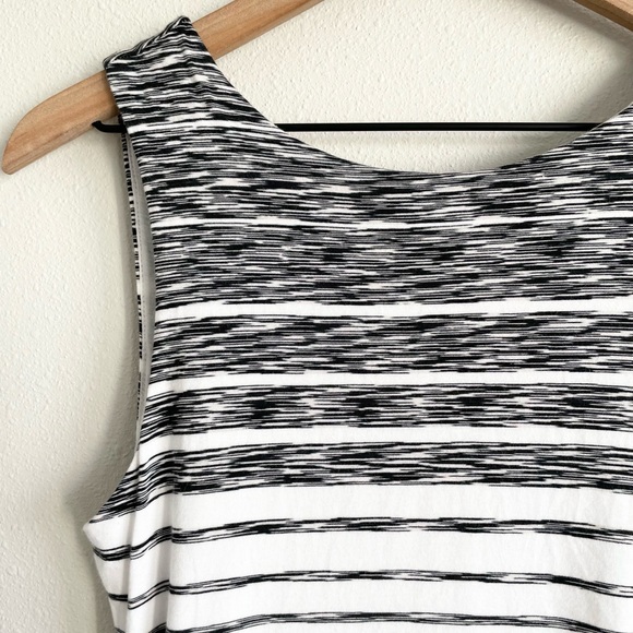 Athleta Comeback Striped Midi Dress Size Small - Picture 7 of 15